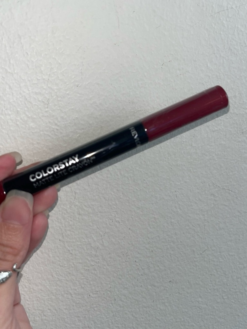 Revlon ColorStay Matte Lip Crayon in 001